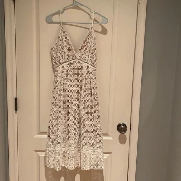 JOA Los Angelas fit and glare crochet dress S - Picture 1 of 3